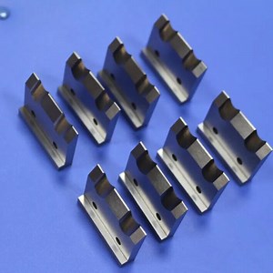 [Hot Item] Centrifuge Blade Scraper for Precision Slicing