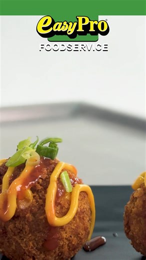 Indulge in a premium snacking experience — Cheesy Corn Poppers paired with EasyPro® Cheese Sauce deliver excellence in every bite. 𝗜𝗡𝗚𝗥𝗘𝗗𝗜𝗘𝗡𝗧𝗦: Corn Kernels (250g) EasyPro® Cheese Sauce (25g) Water (40ml) Shredded Mozzarella (50g) Egg (1 pc) Green onions (20g) EasyPro® Premium Chili Sauce Cornmeal (40g) EasyPro® Breading Mix (50g) Breadcrumbs 100g Oil 𝗣𝗥𝗢𝗖𝗘𝗗𝗨𝗥𝗘𝗦: 1. In a bowl, combine corn kernels, mozzarella cheese, and green onions, then mix well. 2. Add EasyPro® Breading 
