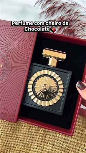 Franchesca Perfumaria & Acessórios on Instagram: "Chegou o Perfume com cheiro de chocolate 😍🍫 Combina notas de baunilha, cacau, frutas vermelhas e almíscar, sendo ideal para quem gosta de perfume marcante! 100% Original Miniaturas 5ml: R$49,90 10ml: R$89,90 Lacrado 100ml: ✅10x de R$32,99 📲WhatsApp da loja (18)98171-8611 Av.Newton Prado N•72 Centro de Presidente Venceslau"