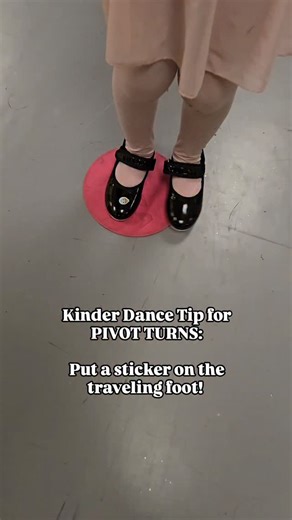 Kimmie Kelley on Instagram: "Teaching PIVOT TURNS! Trying using stickers on the traveling foot! 🙌🩰 #dancelessons #kinderdance #dancetipsandtricks"