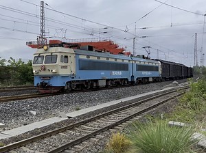 【西延铁路，助力老区发展】西局新段SS4 0839牵引货列通过成都北线大弯镇站去达成铁路方向