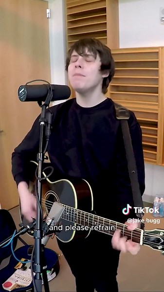 Jake Bugg: Nostalgic Alt Music Worth the Wait