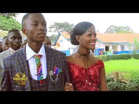 WAMPEEWO NTAKE SS Prom Party (2019) red carpet.