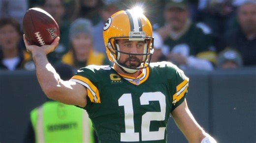 Analysis: A healthy Aaron Rodgers improves accuracy by stepping into throws