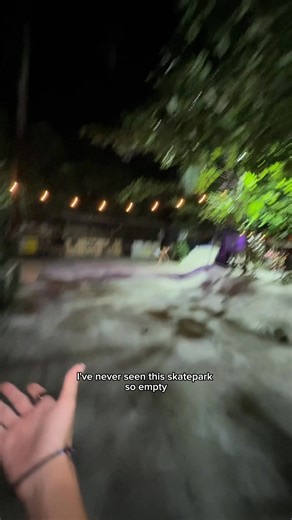 I swear I’m getting better hahah 🤭 #siargao #surfskating #skatepark | Ana Savu