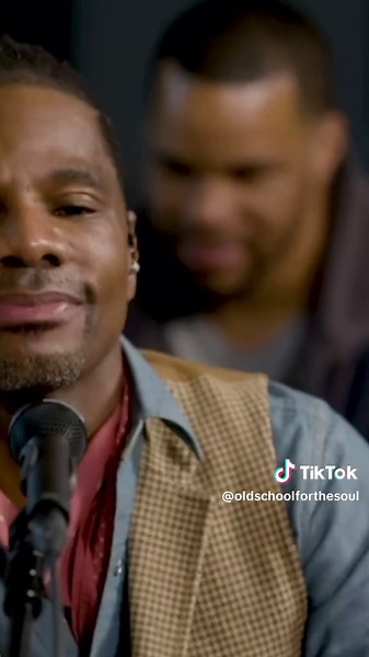 Kirk Franklin Gospel Performance with Stunning Vocals and Live Energy