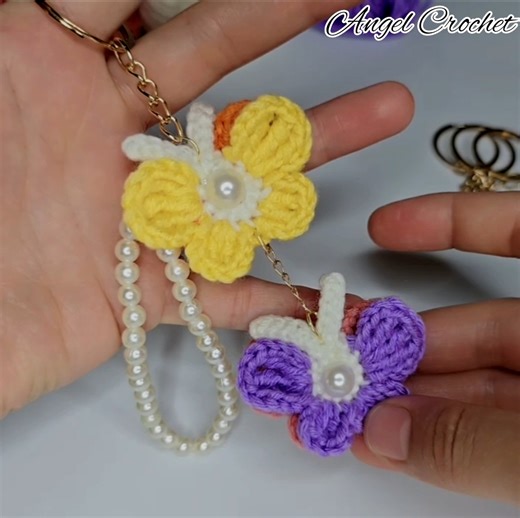 184K views · 2.4K reactions | AmazingSo easy and cute crochet butterfly曆 keychain tutorial #Angel_crochet_the_best #earrings #explore #crochet #tutorial | Angel crochet | Facebook