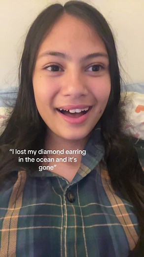 Lost Diamond Earring in Ocean, Kim There's People Dying
