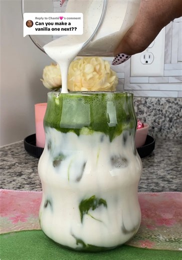 Delicious Vanilla Matcha Latte Recipe