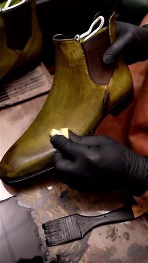 GIFENNSE SHOES | The coloring process of Green Boots #shoes #leathershoes #dressshoes