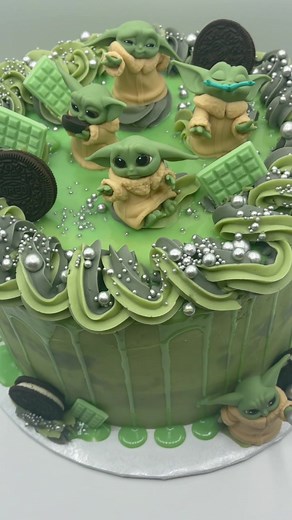 Baby Yoda Cake Decorating Tutorial