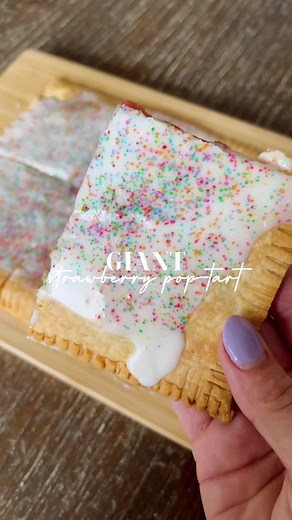 Giant Strawberry Pop-Tart! 🍓 | homemade poptarts
