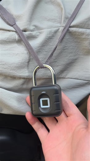 Smart Fingerprint Lock for Quick Home Security