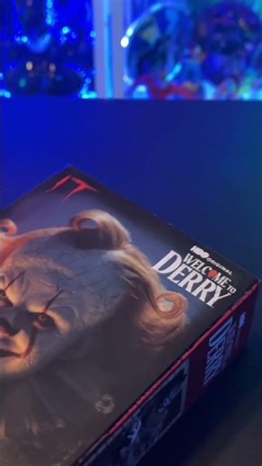 Unboxing the Neca Toys It Welcome to Derry Ultimate Pennywise figure #necaofficial #pennywise