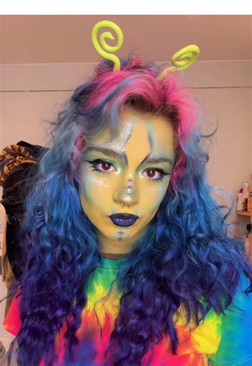 Exploring Alien Makeup at Japancon