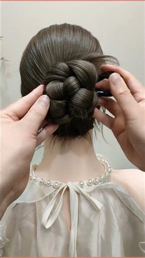 Master the Spring Hairstyle: Effortless Elegance in 3 Steps