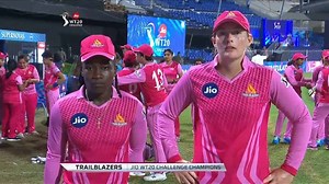 Final: Trailblazers vs Supernovas – Deandra Dottin & Sophie Ecclestone Interview