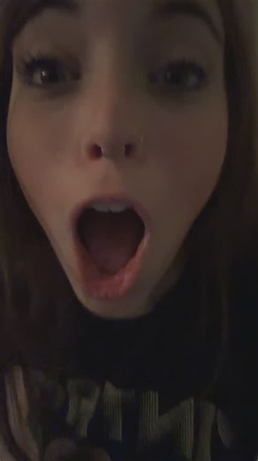 ⓢⓚylⓔⓡⓑaylⓘⓔ on Instagram: "#computernerd01 #crazyexgirlfriend trying to channel her while i lipsync ig"