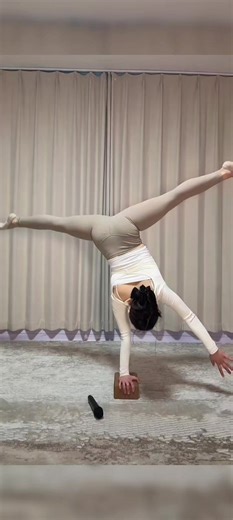 Chinese Acrobatics Showcasing Incredible Talent