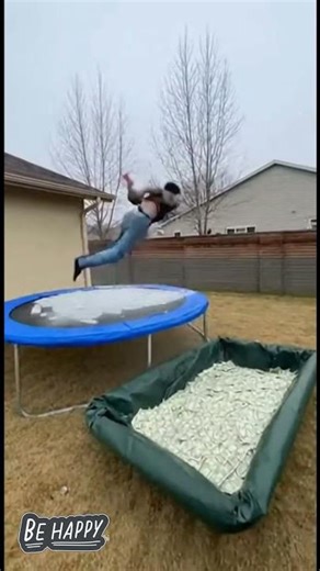💥 Impossible Jumps You Won’t Believe! 🤯🏃‍♂️🔥 #satisfying #winter #jump #excitement #trampoline
