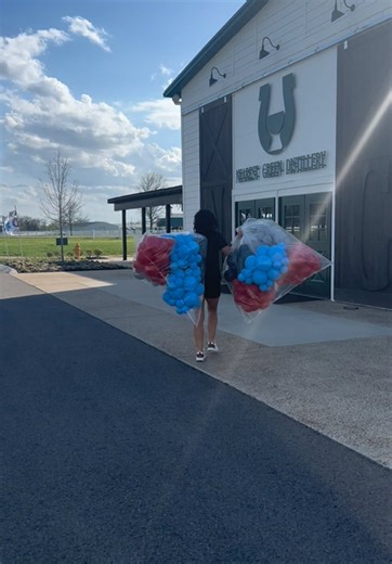 Set up with me for my event🚑 Part 1! #balloon #balloonartist #balloonprep #amazonballoons #diy #tutorial #ballooncluster #partyplanner #business #balloonbag #balloonbundle #balloonbusiness #balloonart #firstresponder #celebration