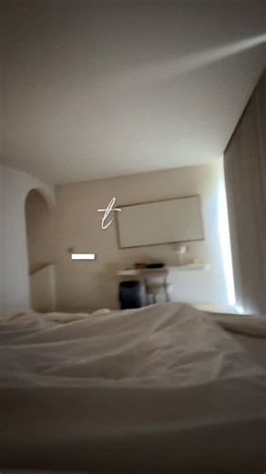 Sarah Harris on Instagram: "Best sleep in of my life, day 2 in bali 🥰"