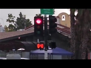 Countdown Pedestrian Signal At Long San Diego Crosswalk (Washington St & Lincoln Ave)