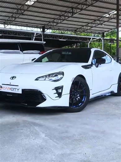 Pure JDM. Pure Driving Joy🔥 This is not just a sports car — this is JDM culture on four wheels. Low stance, aggressive lines, and that unmistakable Toyota 86 silhouette. Built for drivers who appreciate balance, control, and real driving feel. Perfect for those who want: ✔ True JDM sports coupe vibes ✔ Balanced handling & confident cornering ✔ A car that feels alive every time you drive 🌐 Welcome P.m. for more info~ #jdm #toyota #gt86 #gt86life #86