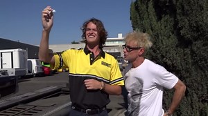 Magician steals cell phone from security guard prank