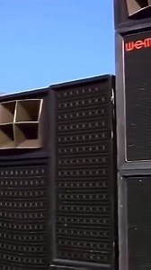 #davidgilmour #pinkfloyd #live #pompei #guitarsolo #guitarist #guitar #70s #musicalive #musician #musica | Il Rock al tempo degli Dei