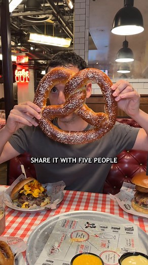 77K views · 1K reactions | America's Largest Burger Joint! Bill's Burger Bar and Burger in MIdtown. . . . #nyc #newyork #explorenyc #newyorkcity #burger | Here Be Barr | Facebook