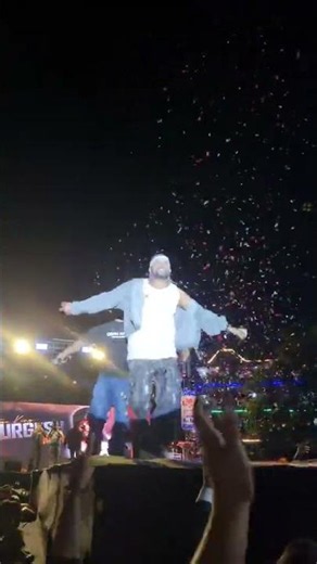 Durgesh thapa's viral concert 🔥 huge crowd to watch concert ♥️#liveconcert #durgeshthapa #goviral