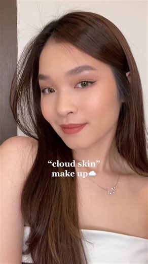 Achieving the Perfect Cloud Skin Makeup Look