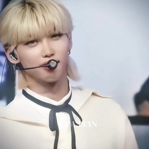 #FELIX||he was so smooth with it??!!and the deep voice..m cryingggg#felix#straykids#leefelix#edit
