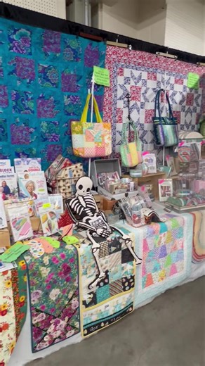 We’re at the San Juan Quilter’s Guild show in Farmington, NM for the next two days! Here’s our booth number 4 setup in four weeks! Can you spot the new samples? We try our best to debut a new quilt or project at each show we do. Drop your best guess below! ⬇️ #stitchersgardenpueblo #wherebeautifulquiltsgrow #stitcherspueblo #quiltshow #fabricstore #localquiltshop #womenownedbusiness #panelfabric #quilts #colorado #quiltingfabrics #quilting #quilt #pueblocolorado #quiltingfabric #quiltshop #quilt