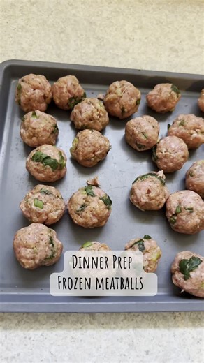 One of my kids favorite meals. Inspired from hellos fresh Asian meatballs. They are sweet and spicy. These are perfect over some rice veg and white sauce to drizzle over. #mealprep #meatballs