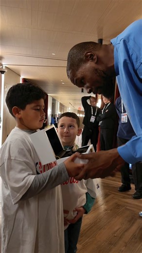 More ice for the collection 🥶 | Houston Rockets