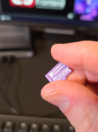 Juega 42,000 juegos retro en un solo SD card