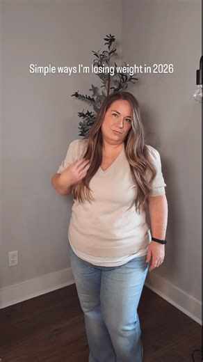 Jennifer | 100 lb Weight Loss Journey over 40 on Instagram: "Simple ways I’m losing weight in 2026 as a mom in her 40s. • Walking at least 6,000 steps every day • Eating whole foods • No sugar • Intermittent fasting 16:8 This week I’m starting weight training and will be lifting three days a week. No extremes. Just daily habits I can actually maintain long term. I’m sharing this for anyone looking for realistic weight loss, simple habits, and steady progress without overcomplicating it. 👉 Follo