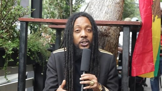 Don Dada brings reggae power to #SAMA31! Nominated for Best Reggae Album for The Heart & The Mind, Don Dada stands among this year’s finest, celebrating a moment of recognition for his craft and contribution to the genre. Watch as he shares his reaction to the nomination. 💛💚❤️ #SAMA31 #DonDada #BestReggaeAlbum | South African Music Awards (SAMAs)