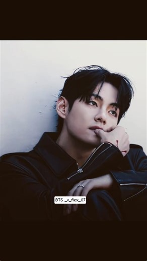 bts v scan your heart ❤️❤️ #shortsviral #bts #shortsfeed #shorts #kimtae #kimtaehyung