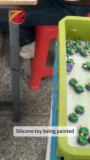 Environmentally friendly, safe, and non-toxic materials meet toy testing standards. ✅