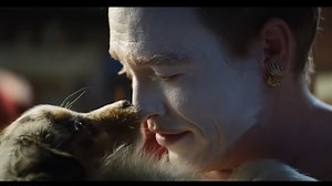 DogMan streamen: Wann kommt der Luc-Besson-Thriller ins Heimkino?