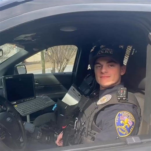 We’ve got some dinosaurs walking around here at the Florence Police Department 🦖🦕 Make sure to check out our other social media accounts to stay up to date on information and goofy content like this! YouTube: https://www.youtube.com/@FlorencePolice Instagram: @florencealpd | Florence Alabama Police Department