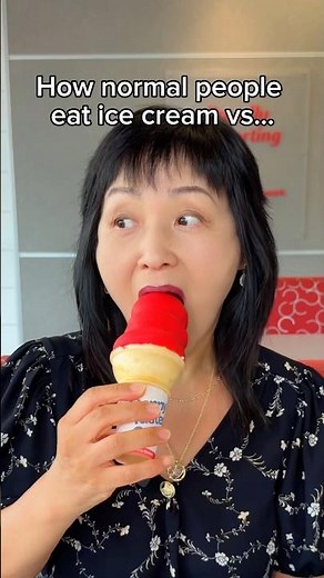 How normal people eat ice cream vs how I eat… #food #eating #mukbang #relateable