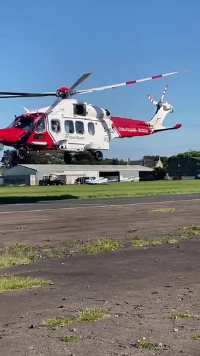 AW189 G-MCGR of HM Coastguard opperated by #bristowhelicopters taking off on RW01 after a fuel stop and crew familierisation. #hmcg #coastguard #aw189 #agustawestland #searchandrescue #sar #emergancy #uksar #cg199 #runway #takeoff #fuel #helicopter #heliporn #aviation #aviationlovers #runway #acpaviation #eshottairfield