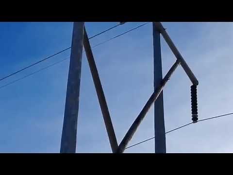 Aeolian Vibration and Self Damping Conductor Noise
