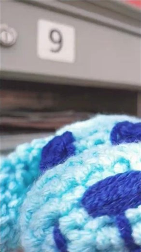 Blue's Clues Mailtime Yarn Version