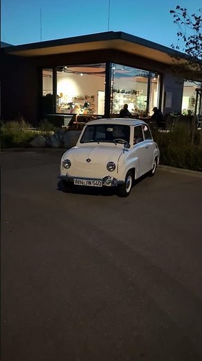 Goggomobil Abfahrt ! Holy Motors Afterwork #carspotting