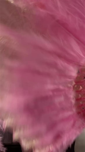 even better cause my name is acc lola 😝 #halloween #showgirl #fyp